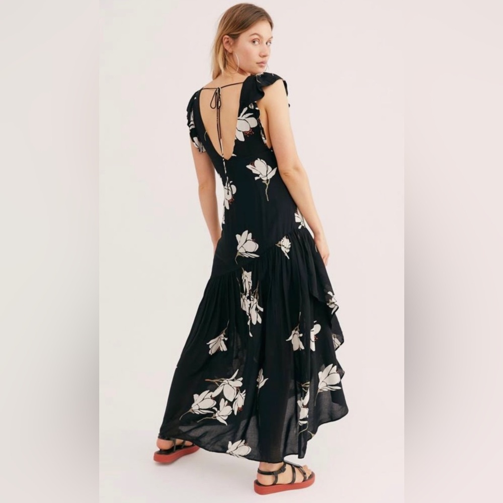 Free people gorgeous flow black floral asymmetrical dress. Xs